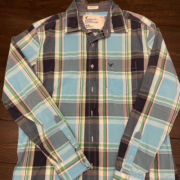 American Eagle Outfitters Other - American eagle outfitters men’s M plaid button down